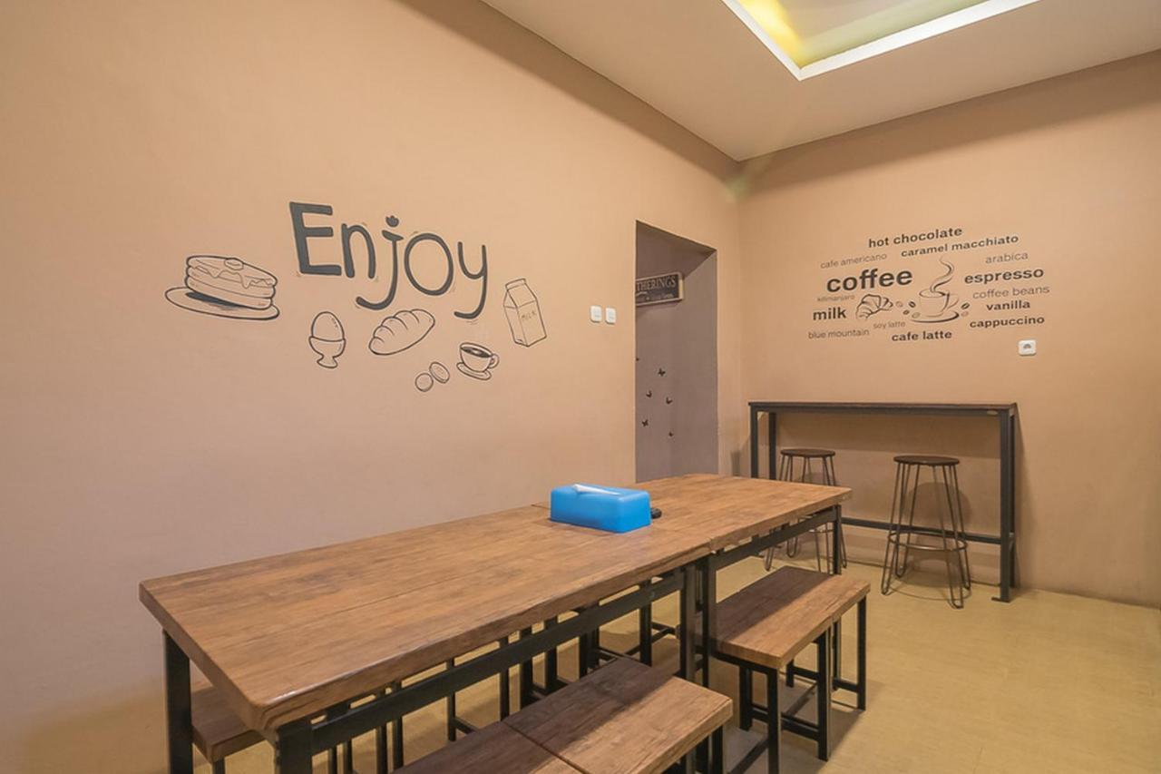 Vk Pods Bandung Ostello Esterno foto